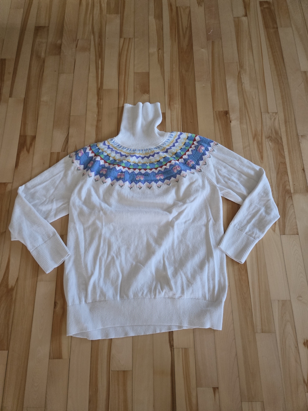 L.L. Bean Cream Turtleneck Sweater with Pastel Fair Isle Yoke Xl